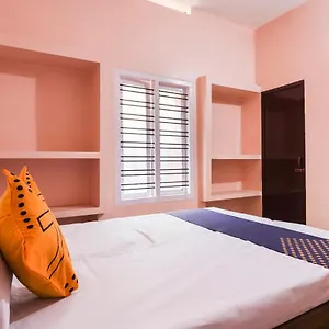 Spot On 68111 Jeena Motels Hotel